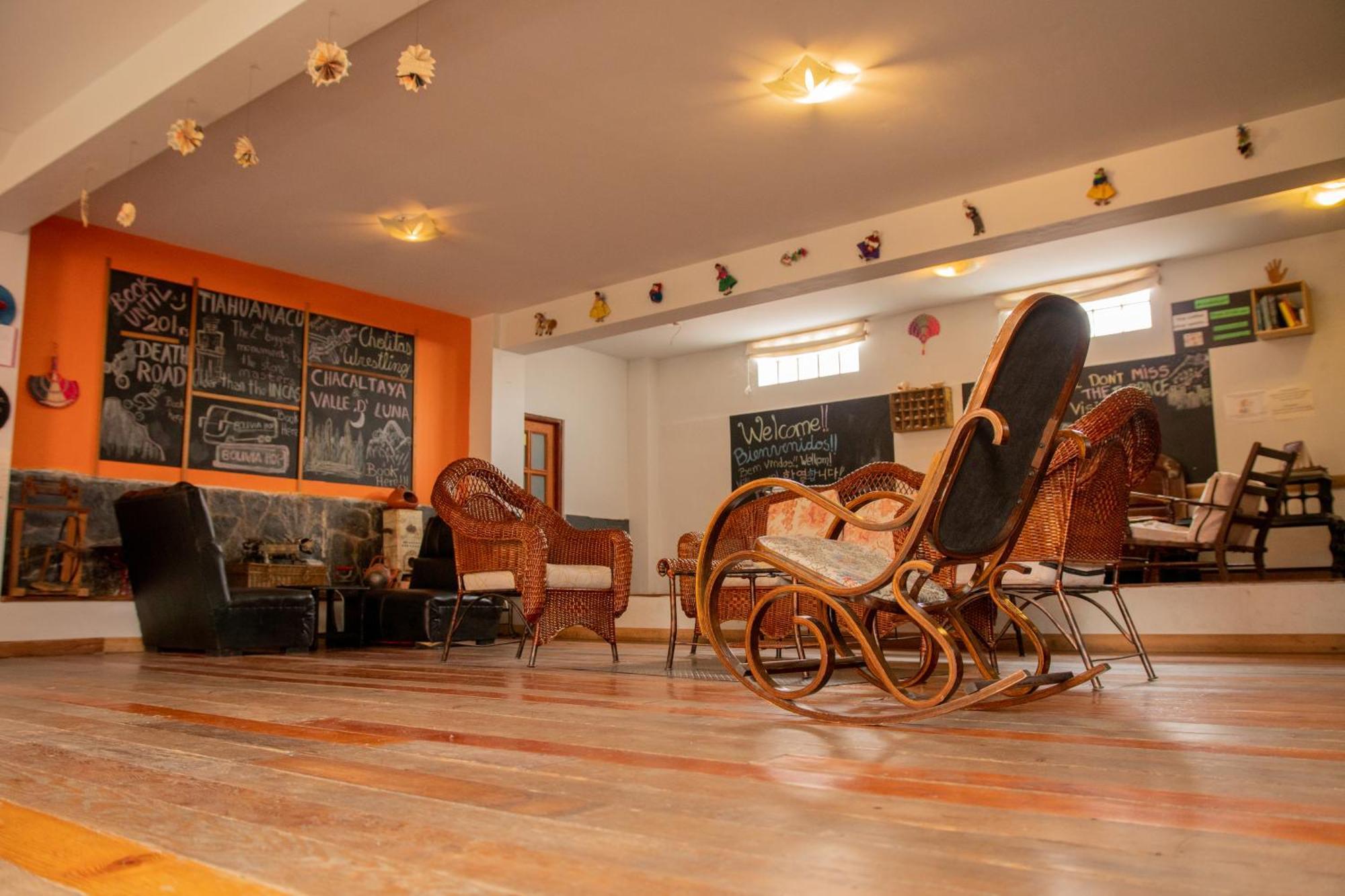 Anata Hostal La Paz Ngoại thất bức ảnh